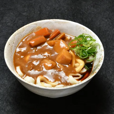 カレーだしで仕上げた伊勢うどん
