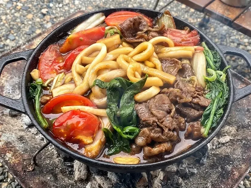 山口製麺有限会社 トマトすき焼き煮込みうどん